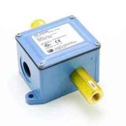 United Electric Differential Pressure Switch, Nema1, Spdt, 0 - 90 Psi