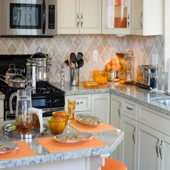 TAYMAC MASQUE 1-Gang Plastic Toggle To Decorator Wall Plate, White, Package Of 5 4 TAYMAC MASQUE 1-Gang Plastic Toggle To Decorator Wall Plate, White, Package Of 5 - Image 2